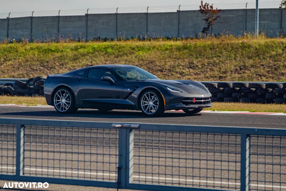 Chevrolet Corvette Stingray LT1 6.2 V8 - 9