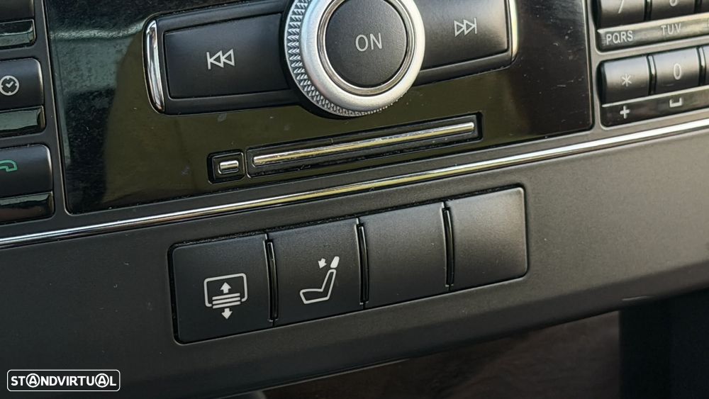 Mercedes-Benz E 220 CDI Avantgarde BlueEfficiency Auto. - 30