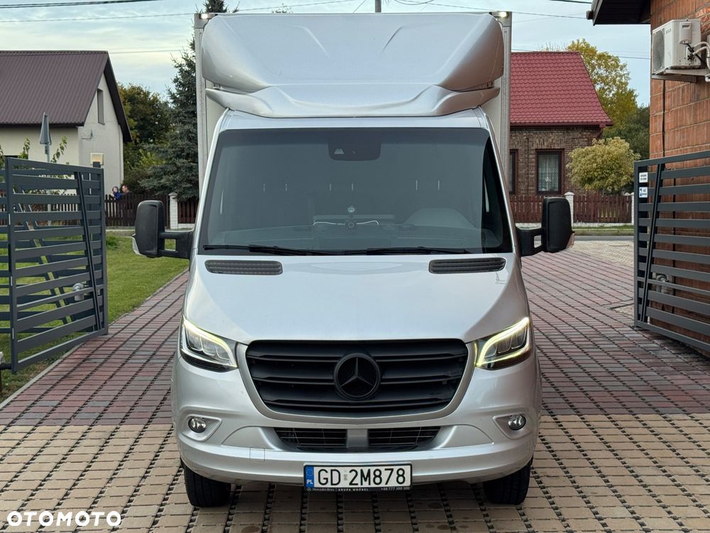 Mercedes-Benz Sprinter 519 - 20