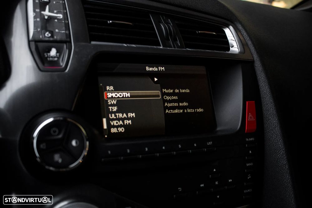 Citroën DS5 2.0 HDi Hy4 So Chic CMP6 102g - 33