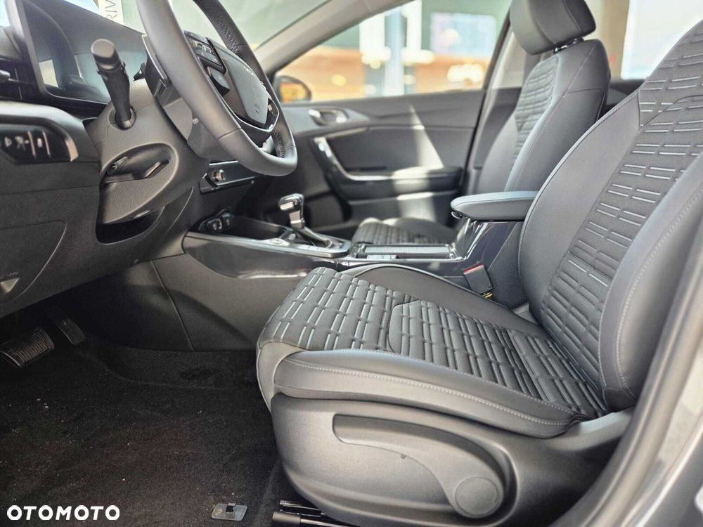 Kia XCeed - 14