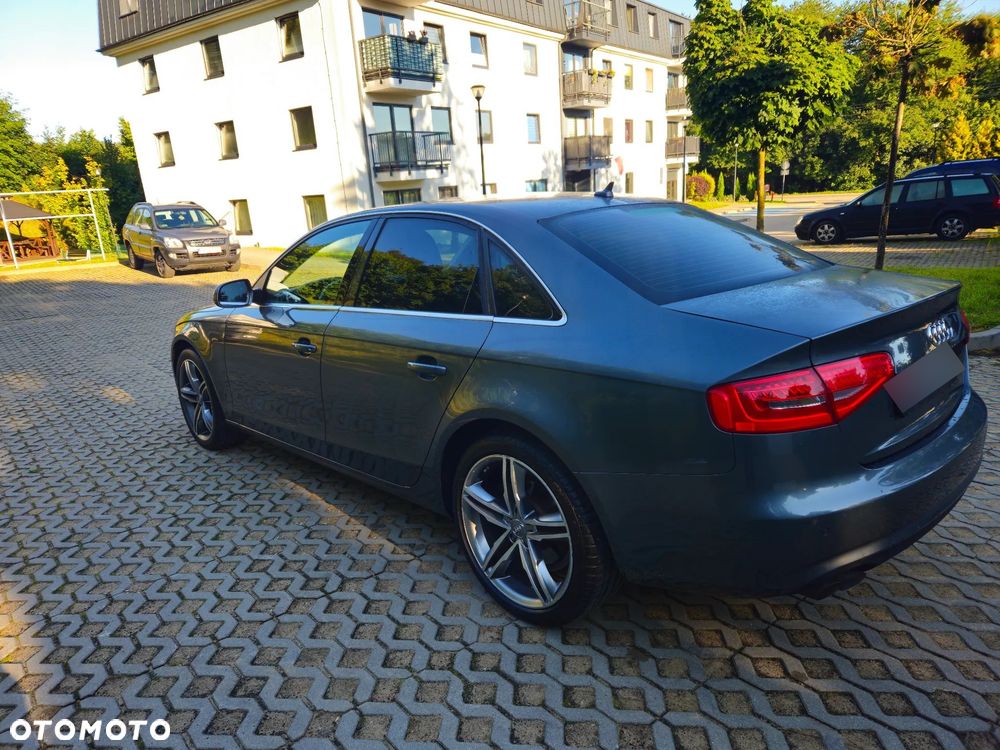 Audi A4 Limousine - 29