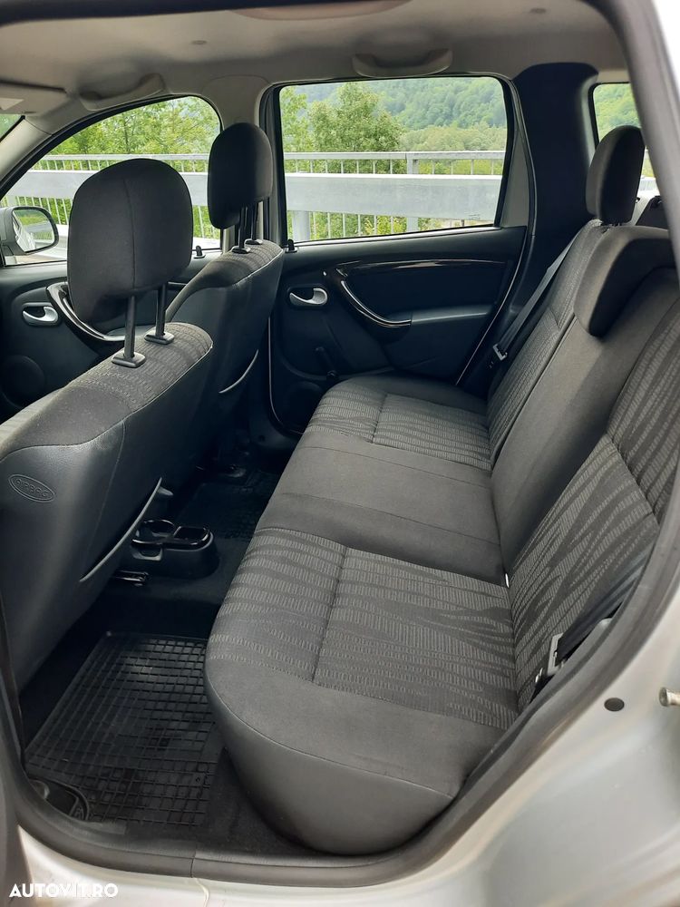 Dacia Duster 1.5 dCi 4x4 Prestige - 12