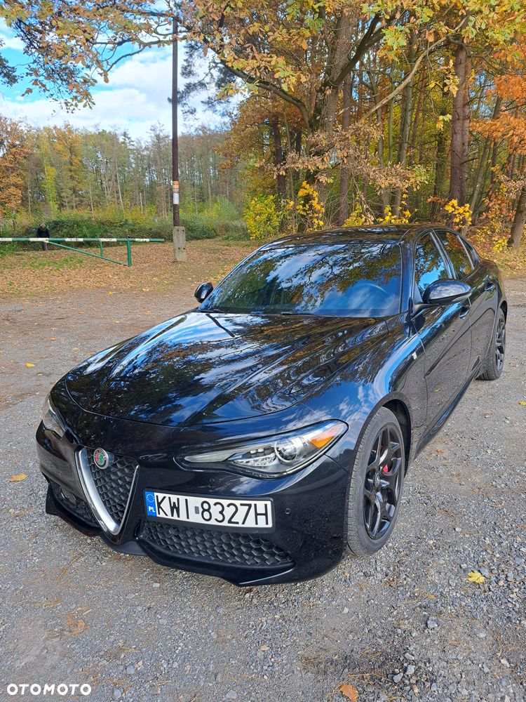 Alfa Romeo Giulia 2.0 Turbo 16V AT8 Veloce Ti - 4