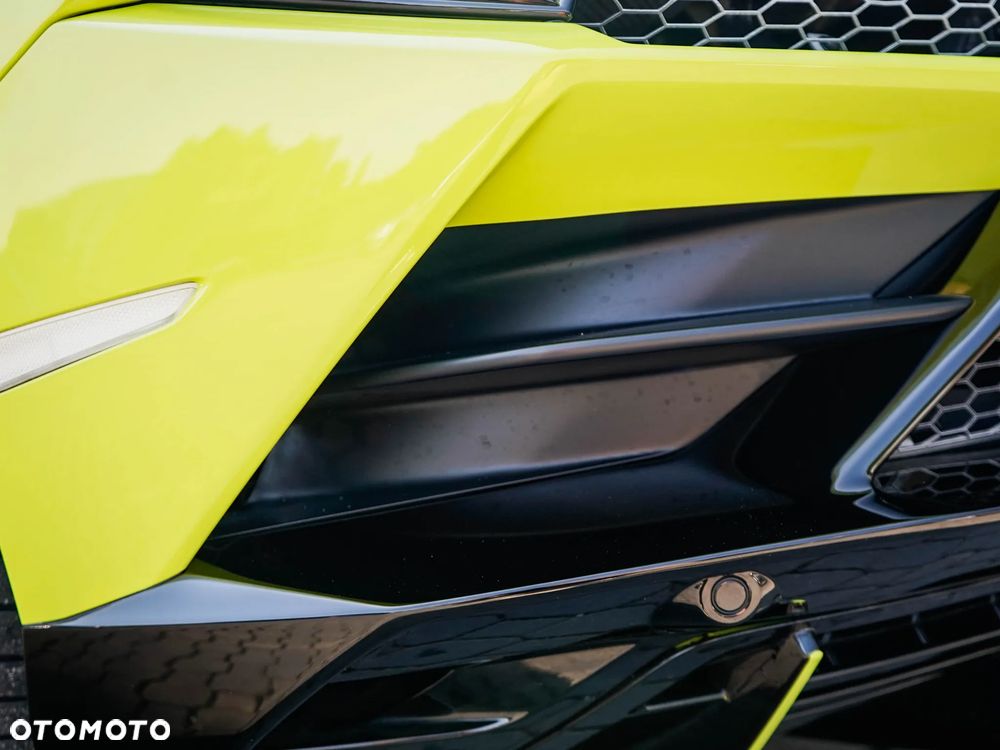 Lamborghini Huracan Performante - 13