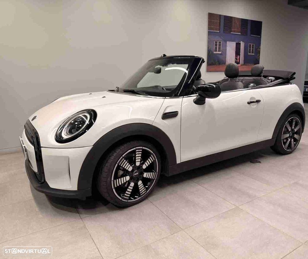 MINI Cabrio Cooper Premium Classic Auto - 1