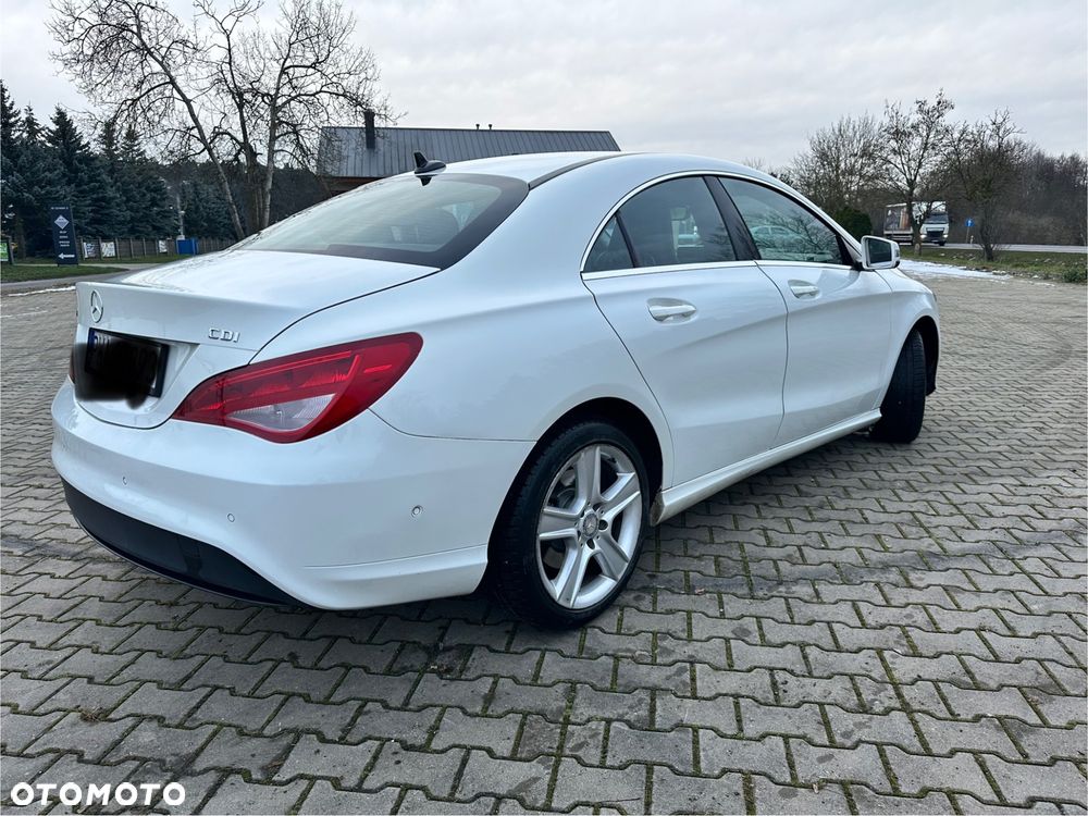 Mercedes-Benz CLA - 4