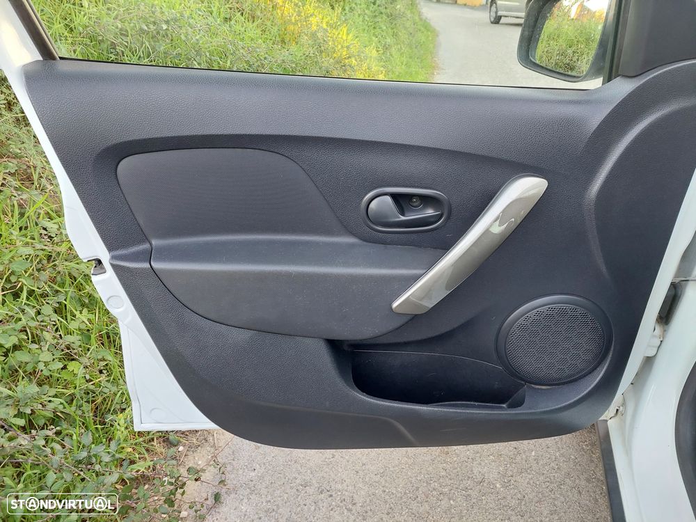 Dacia Sandero 0.9 TCe Stepway 124g - 7