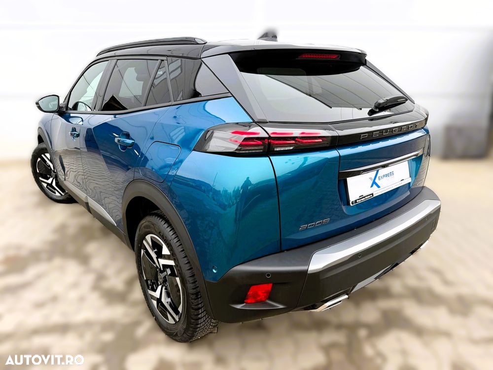 Peugeot 2008 1.2L e-DCS6 MHEV GT - 4