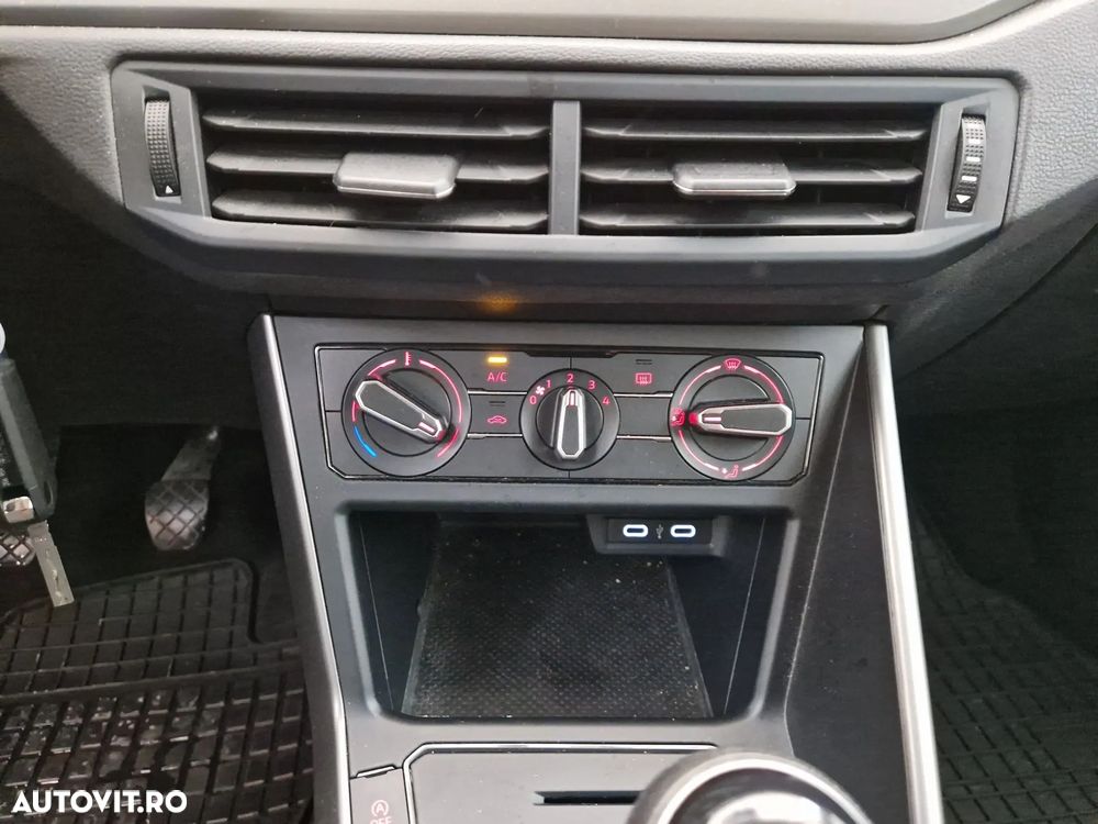 Volkswagen Polo 1.6 TDI Comfortline - 9