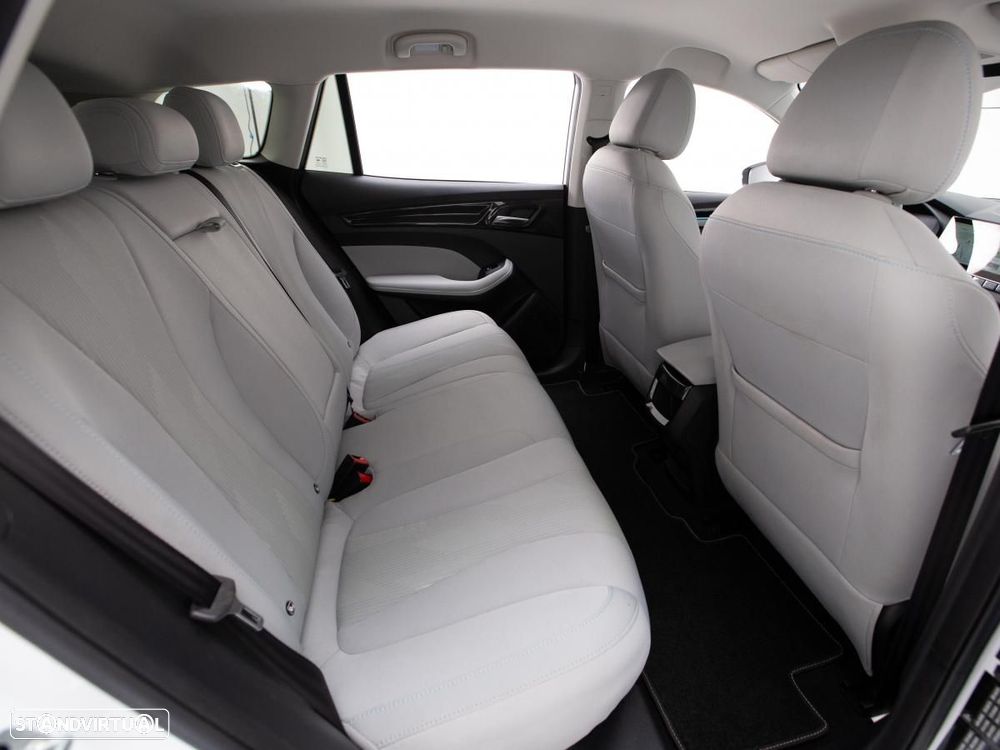 MG MG5 51 kWh Comfort - 11