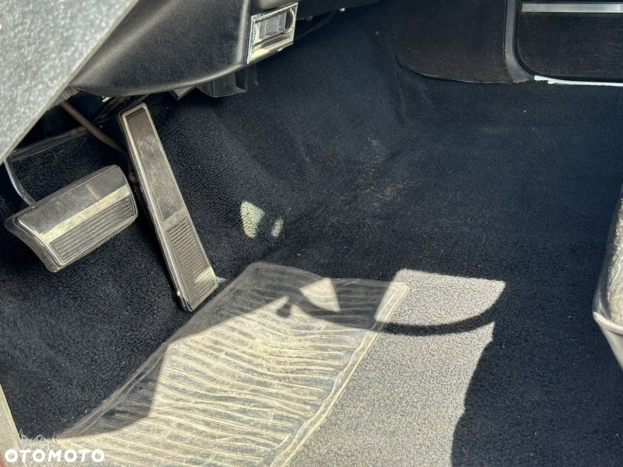 Oldsmobile Toronado - 29