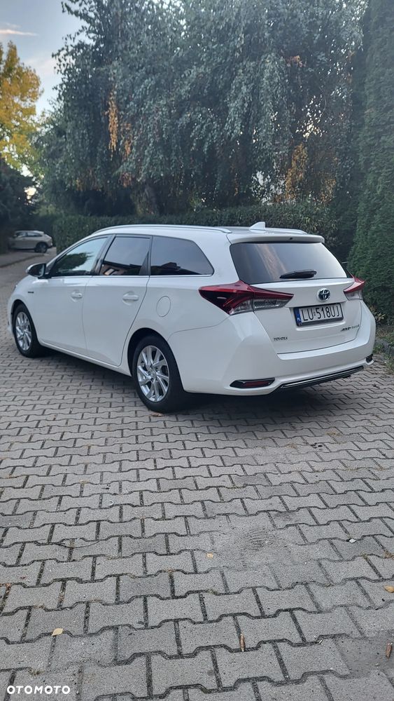 Toyota Auris 1.8 HSD Luna - 5