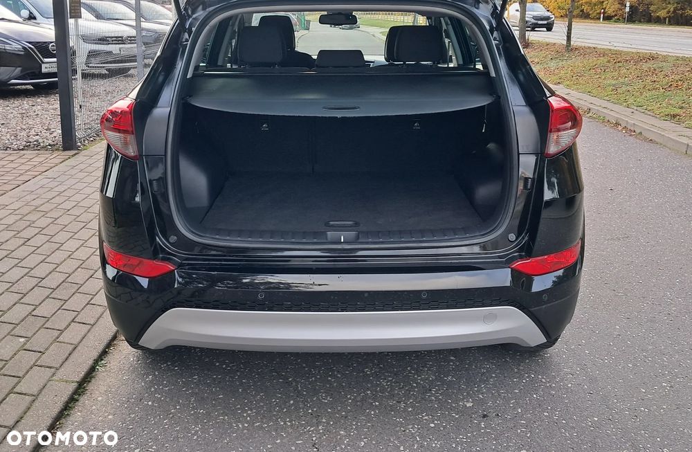 Hyundai Tucson blue 1.7 CRDi 2WD Style - 39