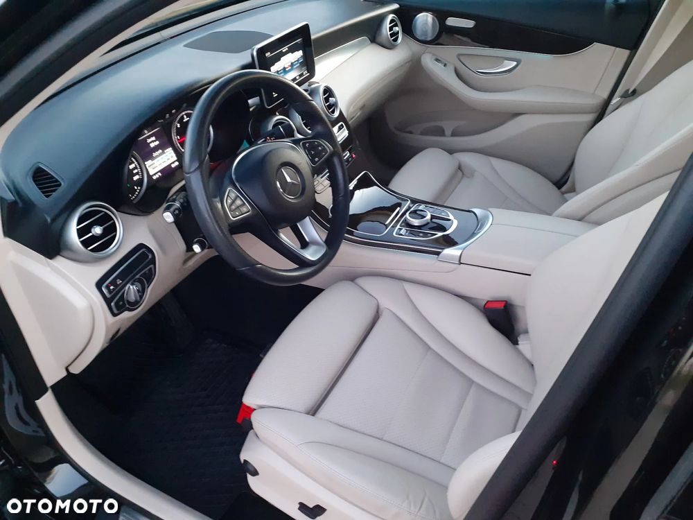 Mercedes-Benz GLC 220 d 4-Matic - 20