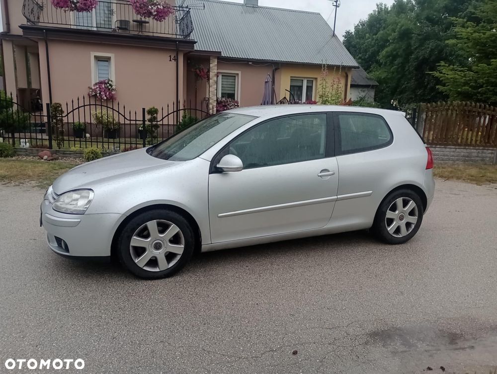 Volkswagen Golf 1.9 TDI Q-Line - 3