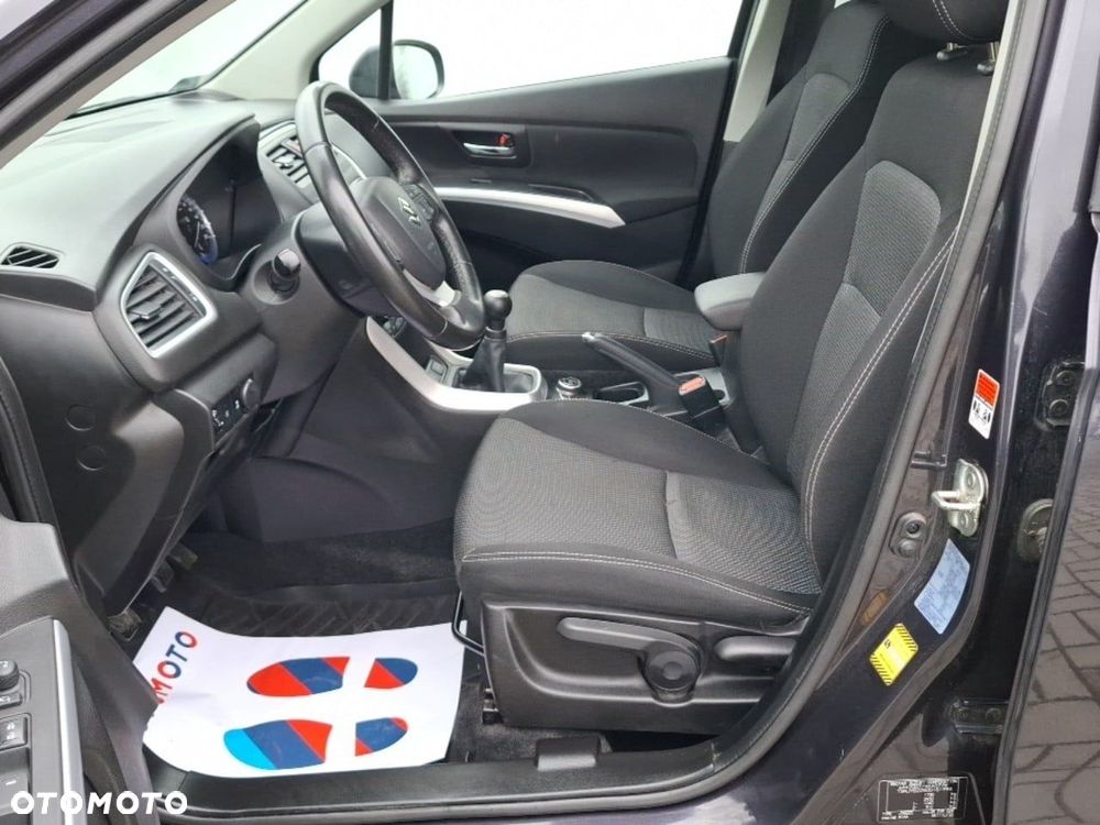 Suzuki SX4 S-Cross 1.6 Premium 4WD - 11