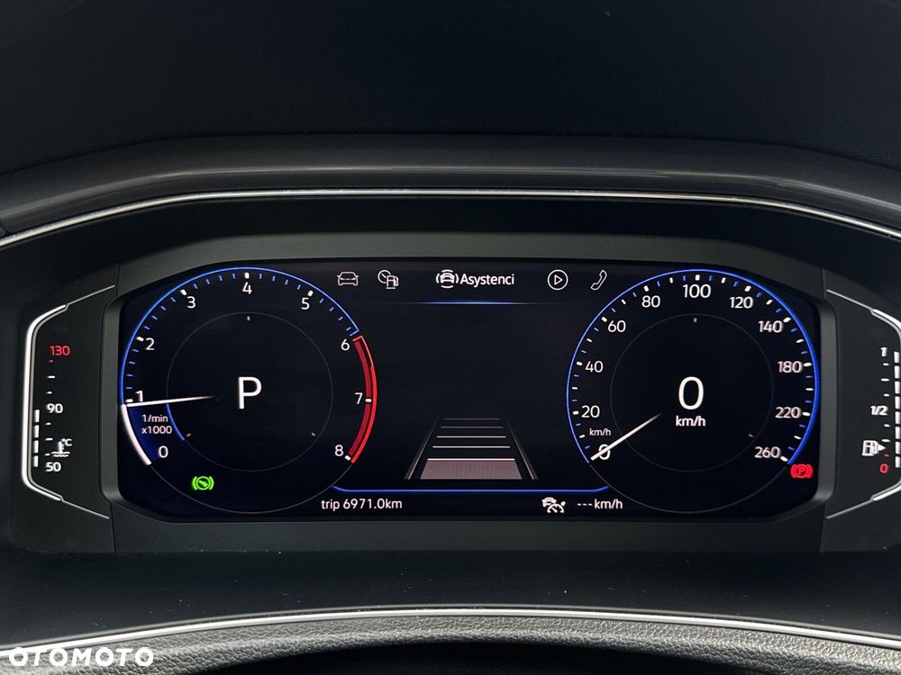 Volkswagen T-Roc - 21