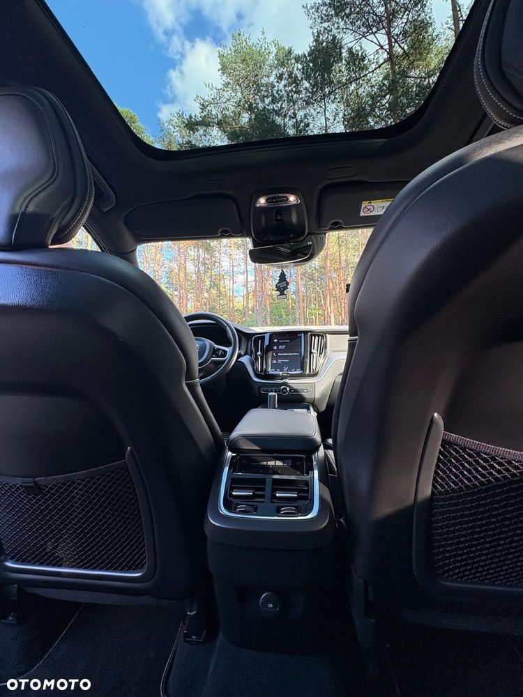 Volvo XC 60 - 22