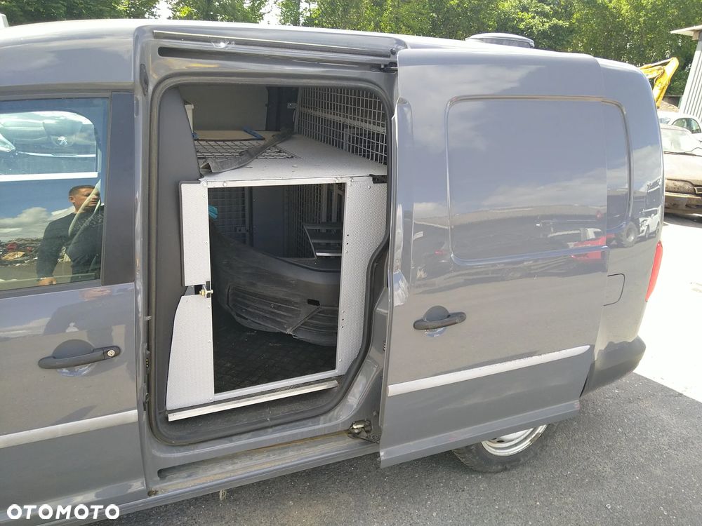 Volkswagen Caddy - 17
