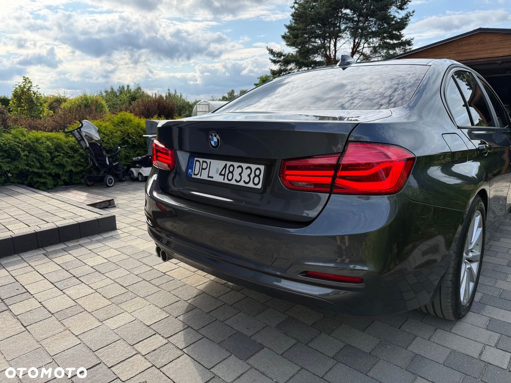 BMW Seria 3 320d Efficient Dynamics - 4