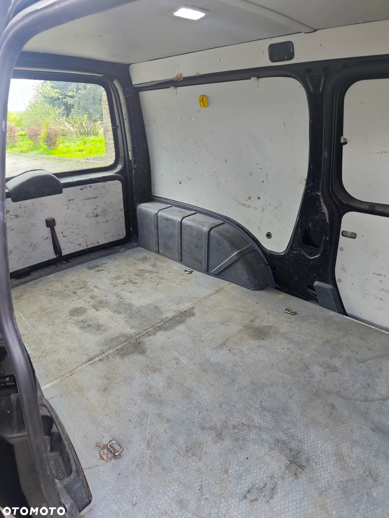 Volkswagen Caddy - 6