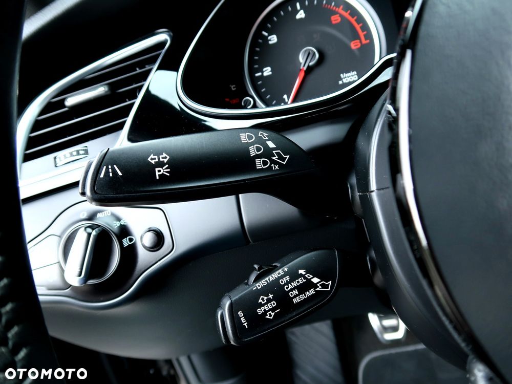 Audi A4 Avant 2.0 TDI Sport - 30