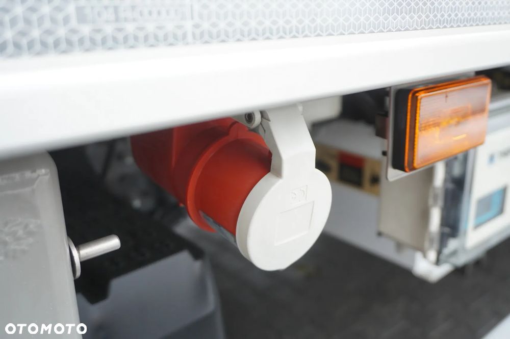 Scania P280 4x2 E6 / Chłodnia Lamberet 16 EPAL / Multitemperatura / Thermoking T-800R / 3 szt - 11