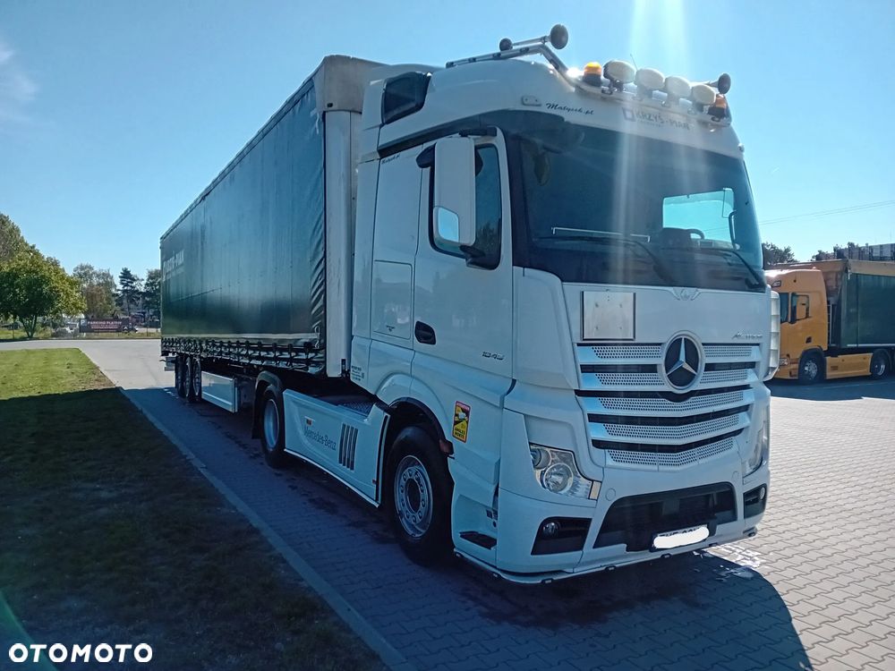 Mercedes-Benz ACTROS - 3