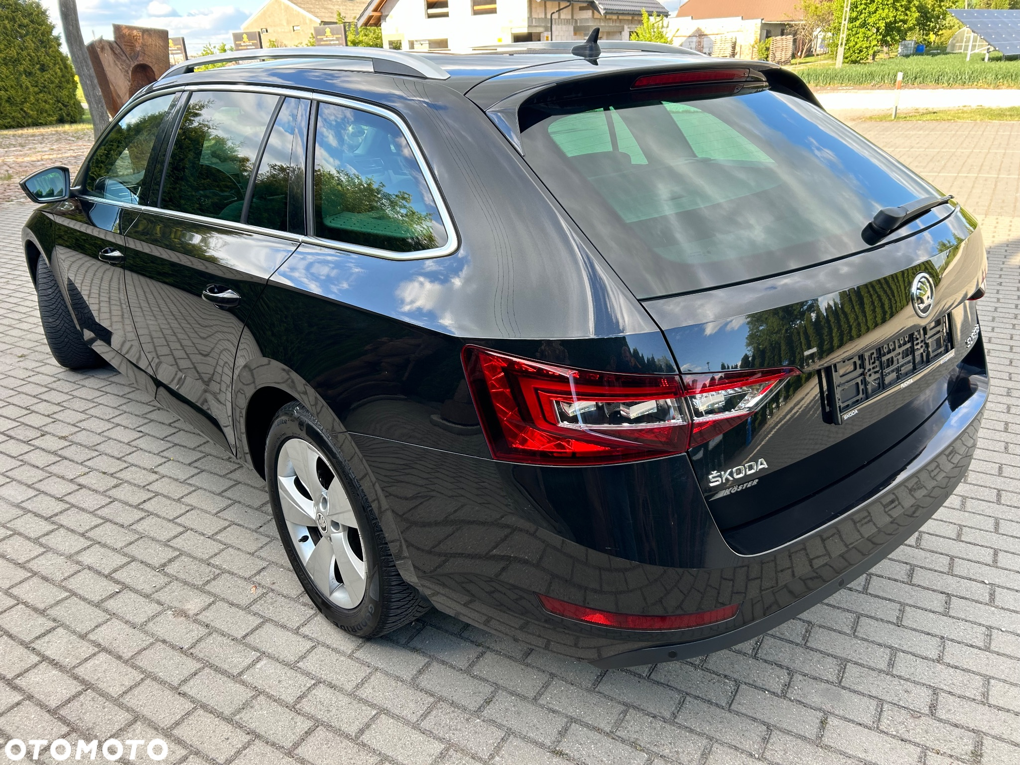 Skoda Superb 2.0 TDI DSG Style - 8
