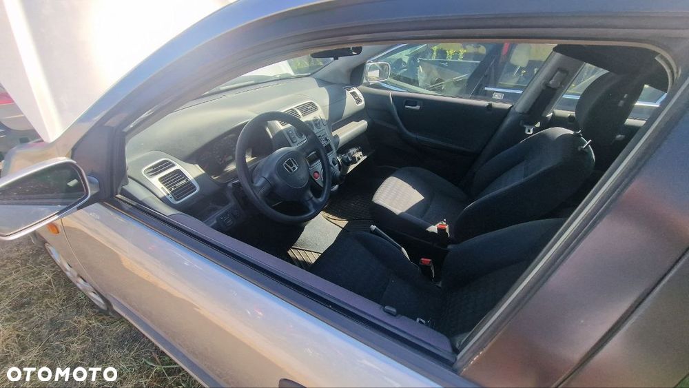 Honda Civic VII (5D) – NA CZĘŚCI - 2
