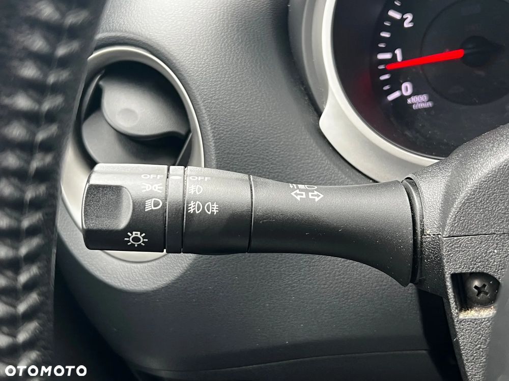 Nissan Juke 1.6 Visia - 18