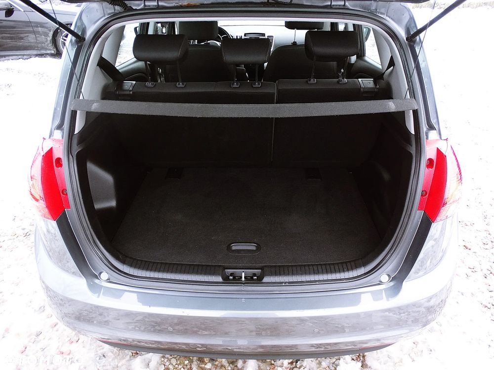 Kia Venga 1.4 CRDi 90 Business Line - 24