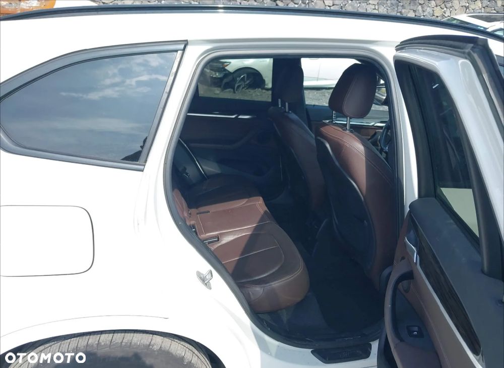 BMW X1 xDrive25i M Sport sport - 6