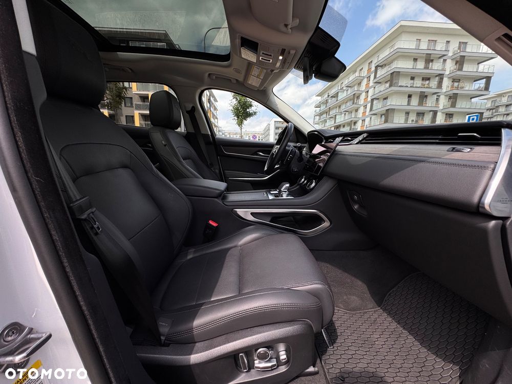 Jaguar F-Pace - 24