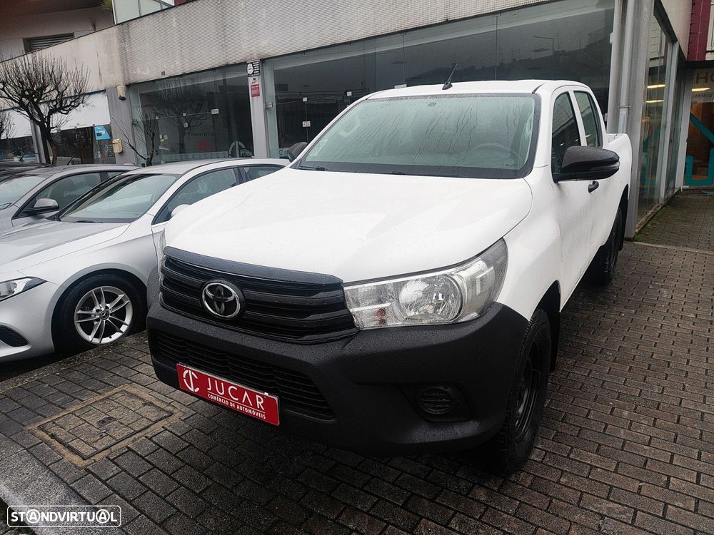 Toyota Hilux 2.4 D-4D 4WD Tracker - 1