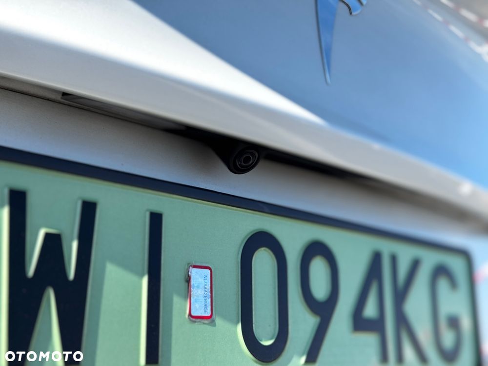 Tesla Model 3 - 27
