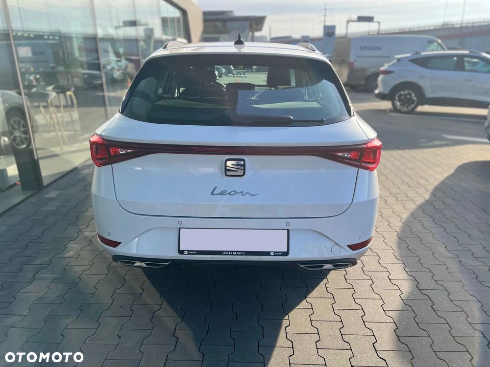 Seat Leon Sportstourer 2.0 TDI Style - 13