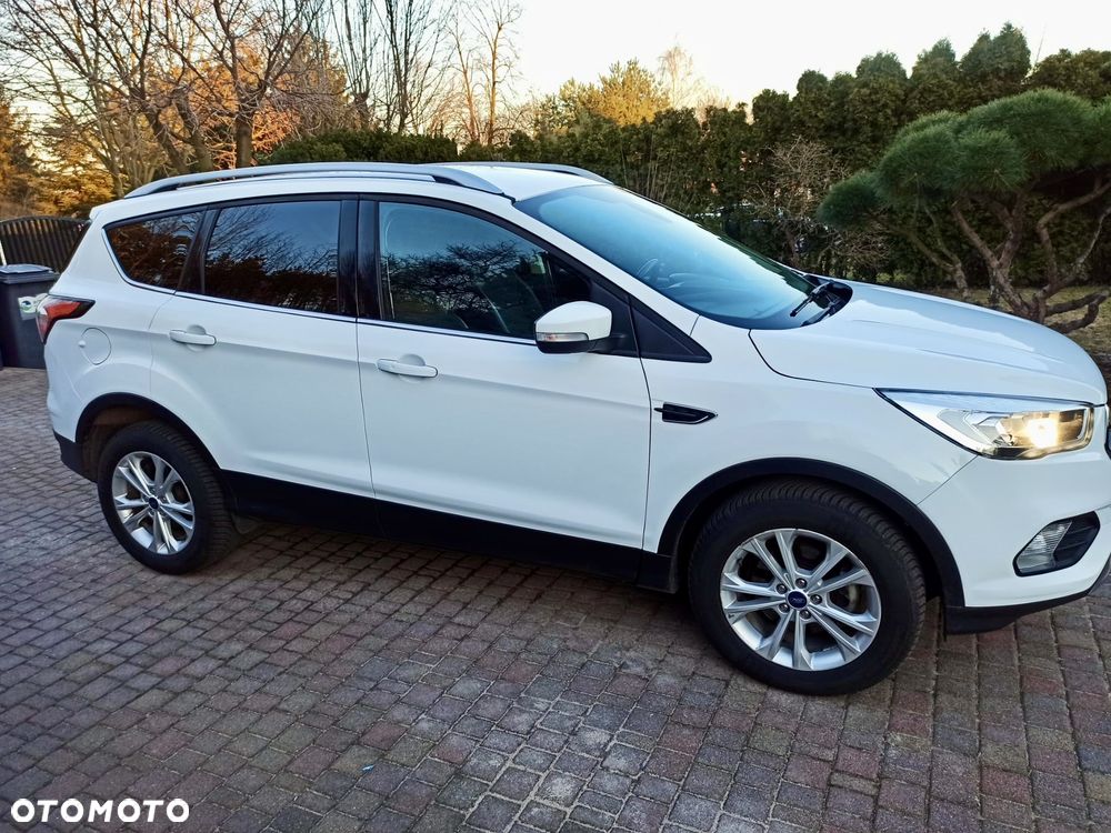 Ford Kuga - 9