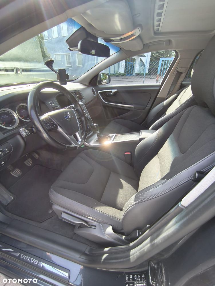 Volvo V60 - 19