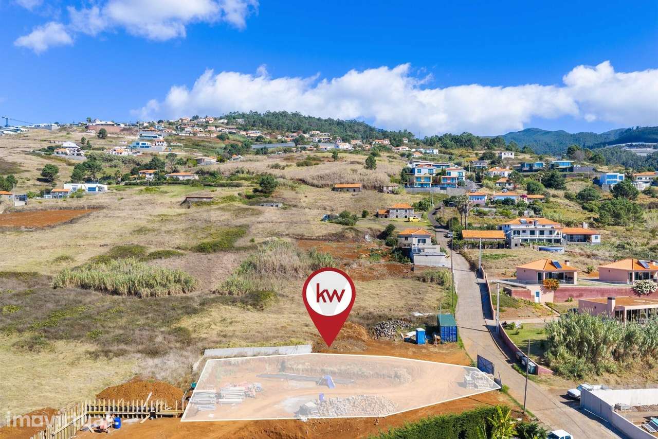 Moradia Térrea de Luxo | Prazeres, Calheta - Grande imagem: 5/19