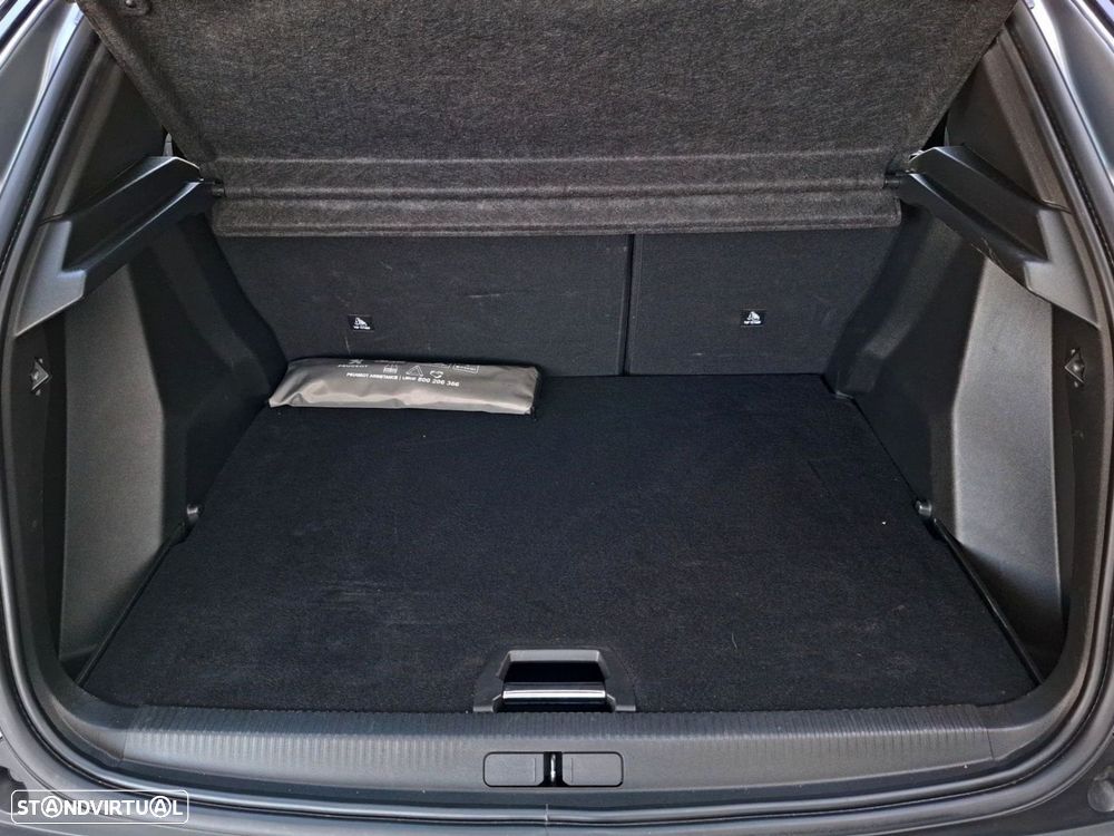 Peugeot 2008 1.2 PureTech Active Pack - 7