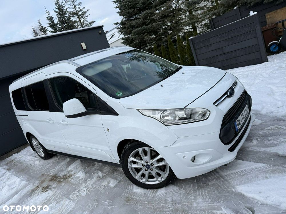 Ford Tourneo Connect Grand - 26