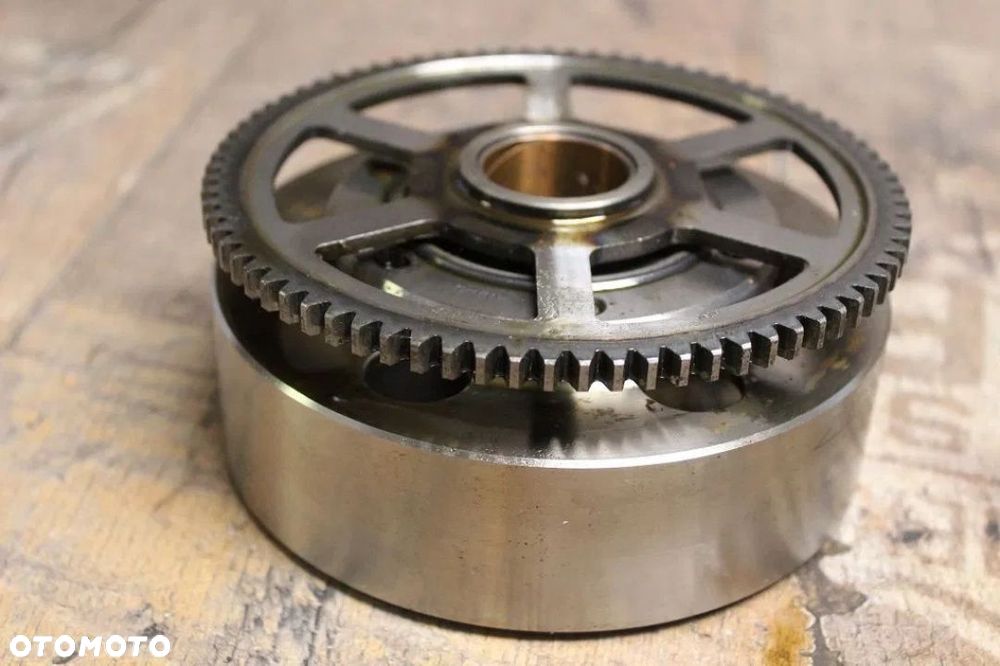 SPRZĘGŁO ROZRUSZNIKA WOLNE KOŁO FJR 1300 06r. - 2