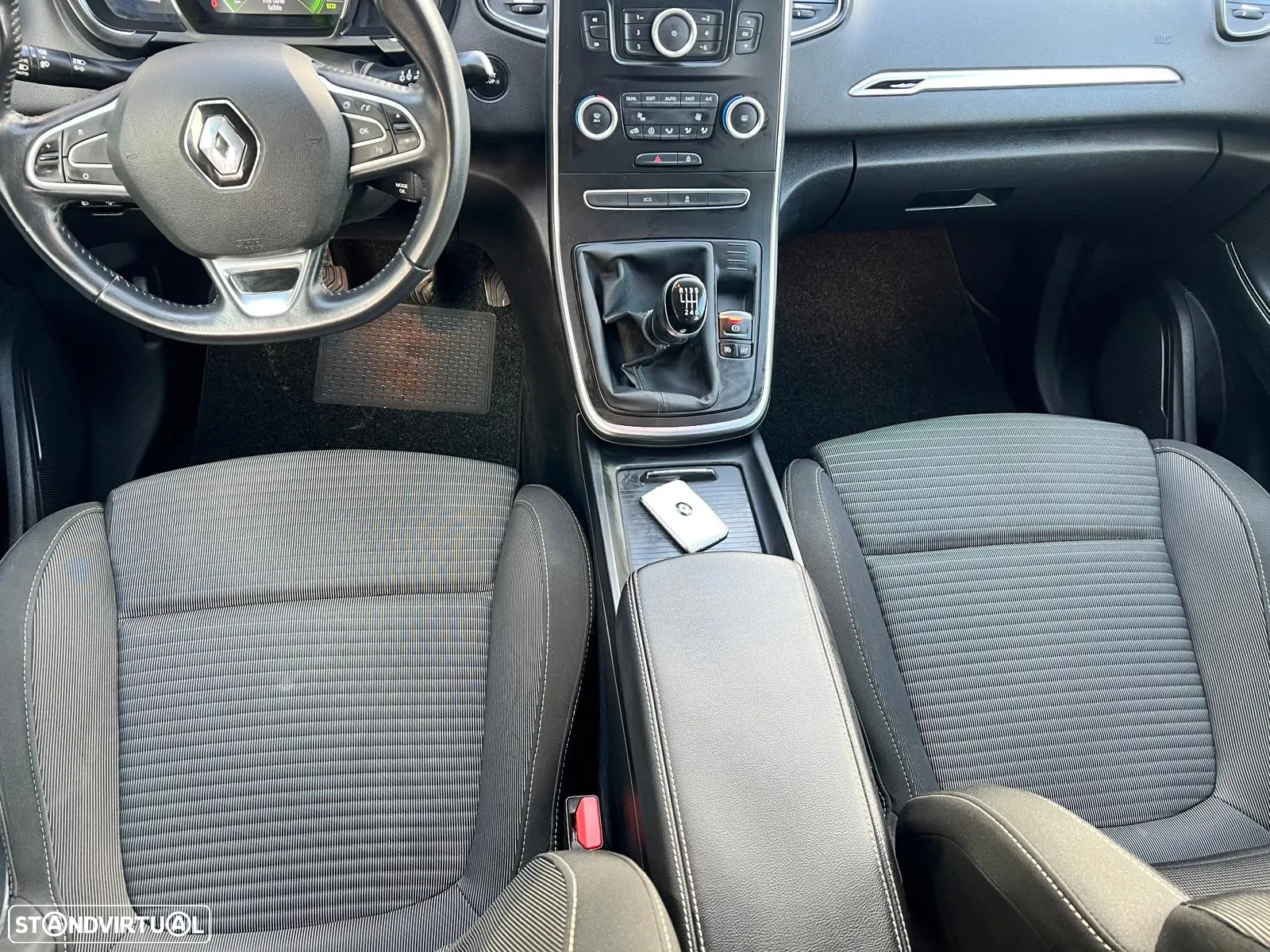 Renault Grand Scénic 1.5 dCi Expression SS - 5