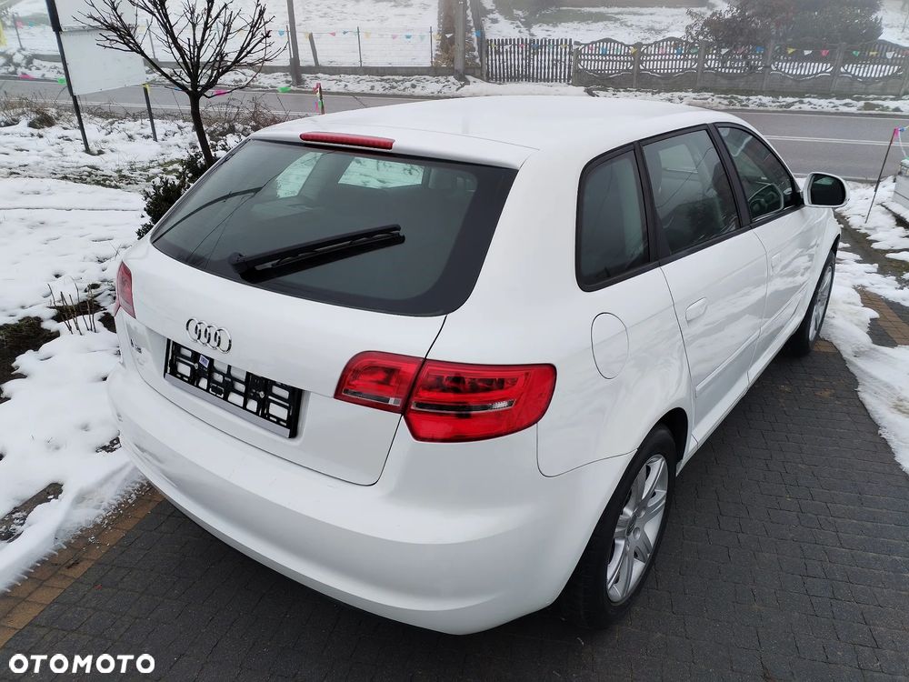 Audi A3 Sportback - 4