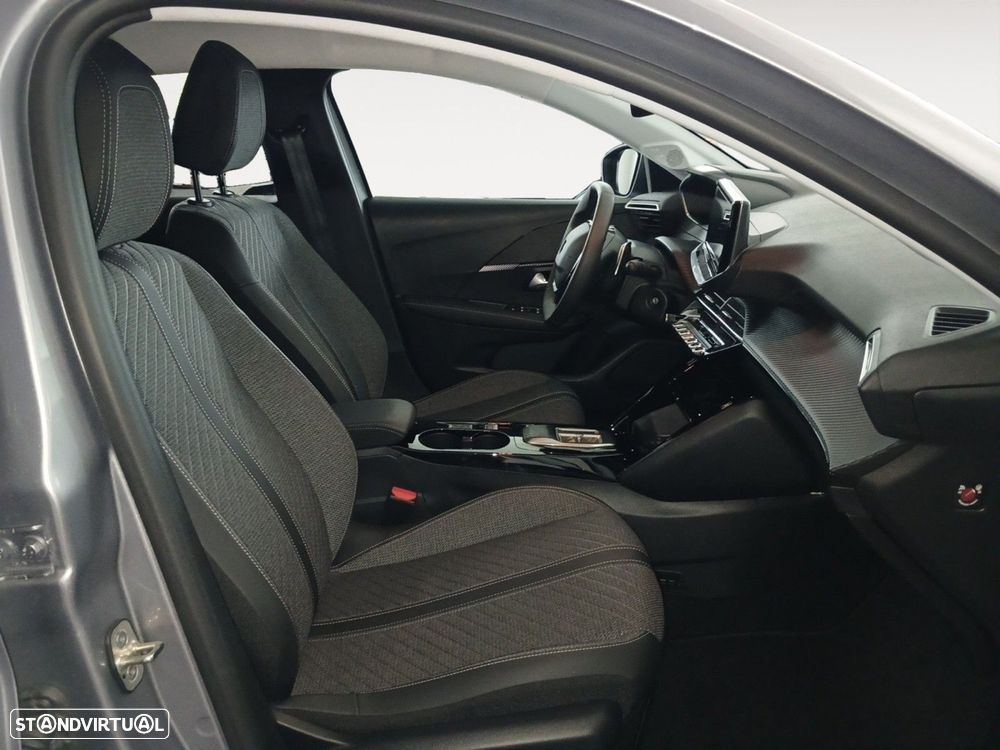 Peugeot 208 1.2 Hybrid Allure e-DCS6 - 15