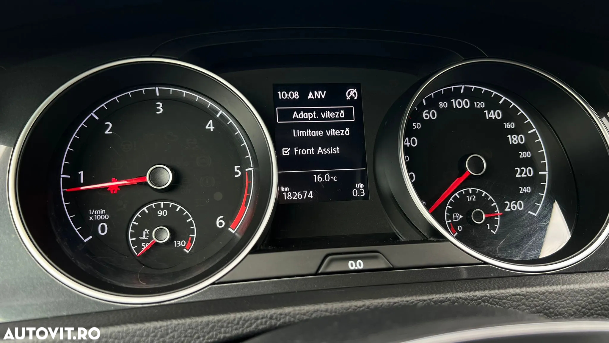Volkswagen Golf - 19