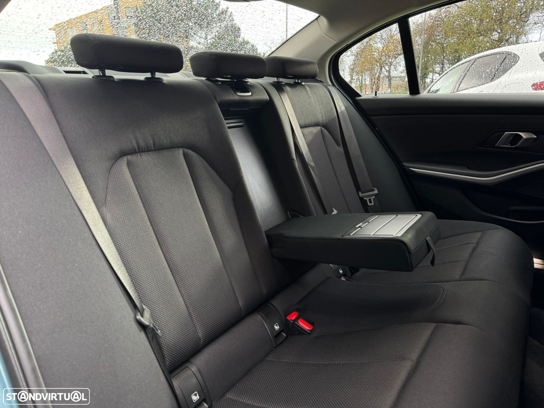BMW 330 e Corporate Edition Auto - 18