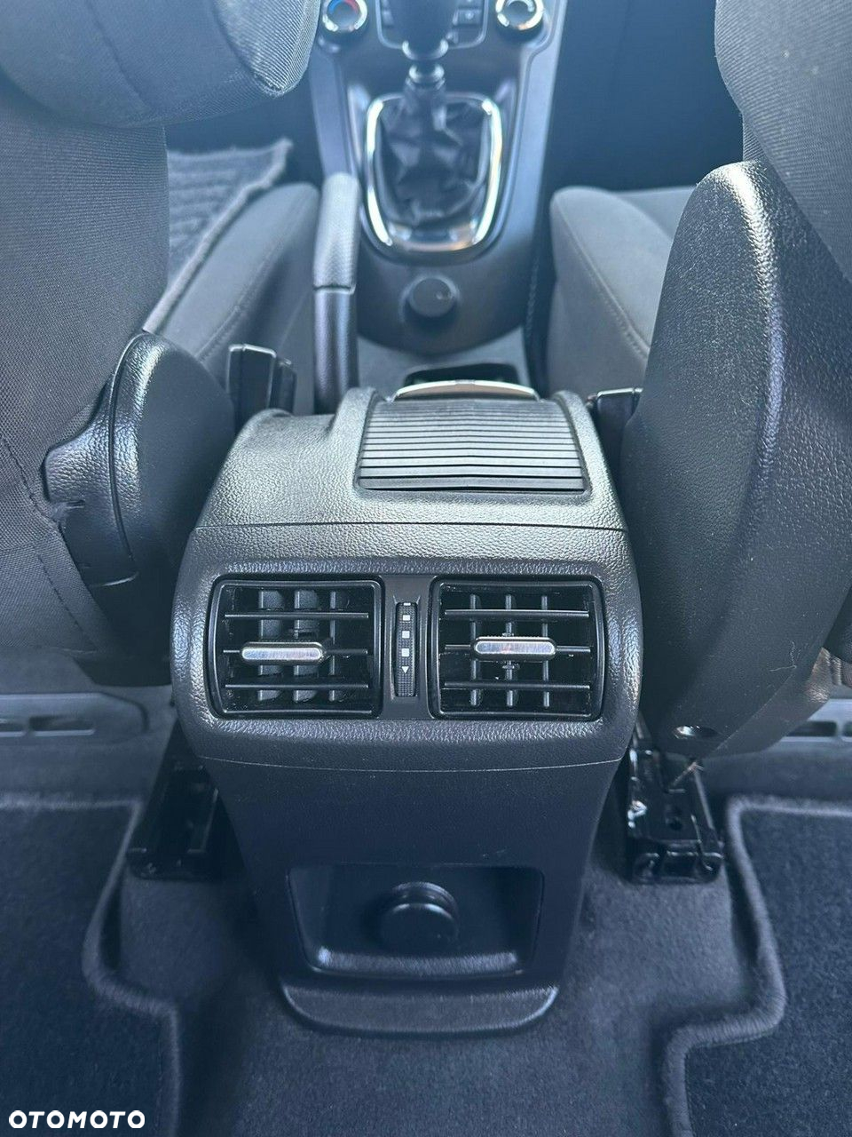Chevrolet Orlando - 17